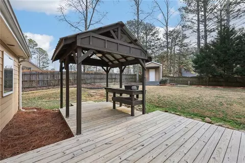 Exterior - 665 Herring Rd, Grayson, GA 30017 photo 14 of 16