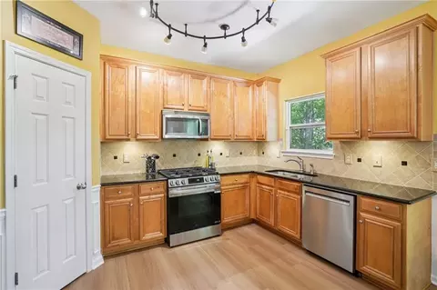 Kitchen - 715 Moonlight Way, Suwanee, GA 30024 photo 1 of 2