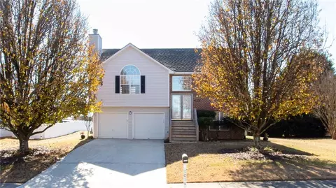 1016 Field View Dr, Mcdonough, GA 30253