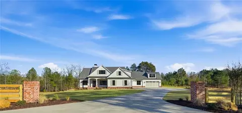454 Mt Olive Church Ln, White, GA 30184