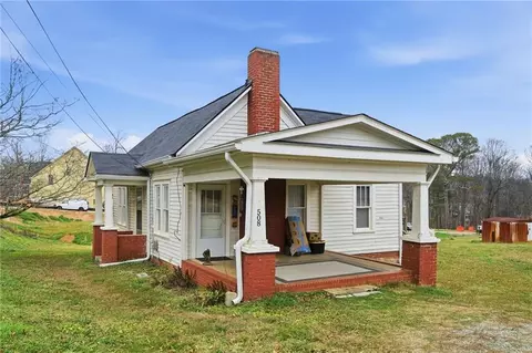 508 Old Canton Rd, Ball Ground, GA 30107