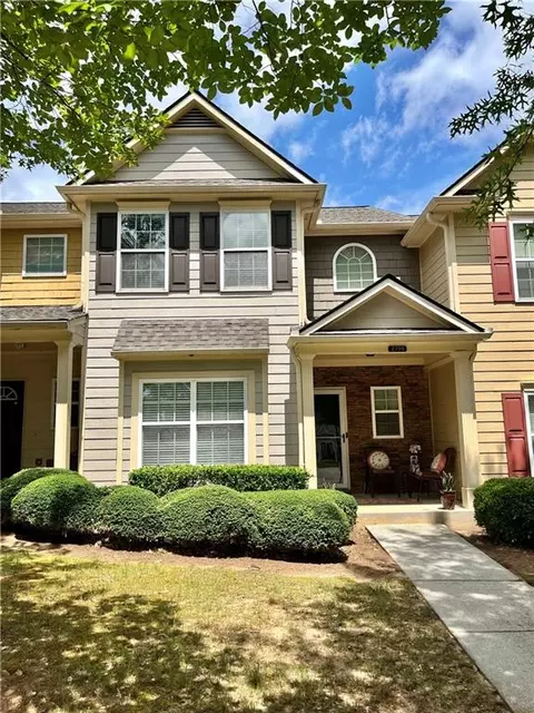 2706 Cedar Dr, Lawrenceville, GA 30043