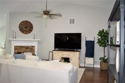 718 Bartow Dr, Dacula, GA 30019 photo 9