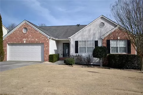 718 Bartow Dr, Dacula, GA 30019
