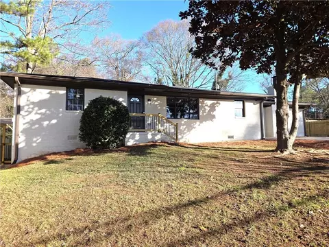 1576 S Gordon Rd, Austell, GA 30168