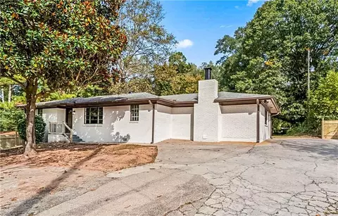 1576 S Gordon Rd, Austell, GA 30168