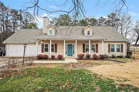 170 Hayes Trce, Hiram, GA 30141