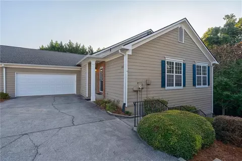 326 Camry Cir, Dallas, GA 30157