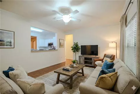 4007 Westchester Rdg NE, Atlanta, GA 30329