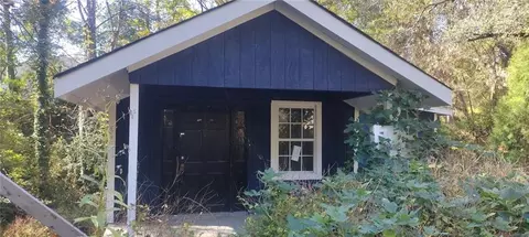 2535 Edwards Dr NW, Atlanta, GA 30318