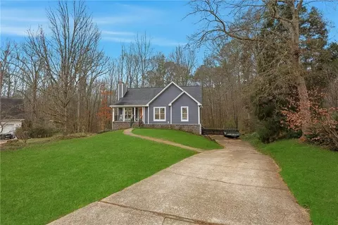 Exterior - 125 Cardinal Ct, Covington, GA 30016 photo 2 of 8