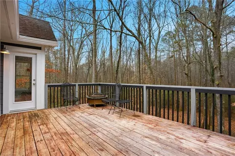 Exterior - 125 Cardinal Ct, Covington, GA 30016 photo 6 of 8