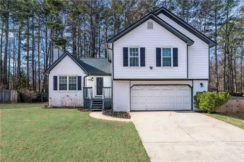 4960 Sugar Creek Dr, Sugar Hill, GA 30518