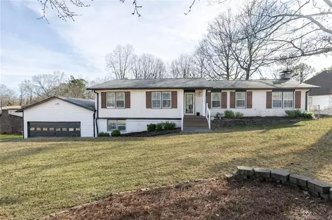 1527 Dupree Rd, Woodstock, GA 30189