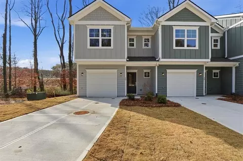 45 Wright St #64, Lavonia, GA 30553