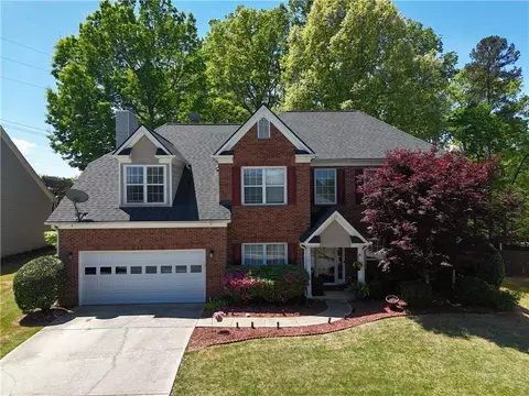 1285 Great Oaks Dr, Lawrenceville, GA 30045