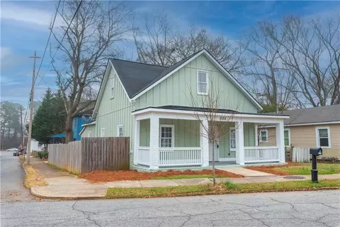 3136 E Point St, East Point, GA 30344