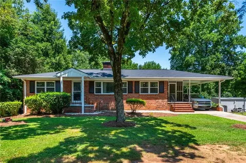 4270 S Main St, Acworth, GA 30101