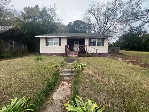 1040 Funderburg Dr, Monticello, GA 31064