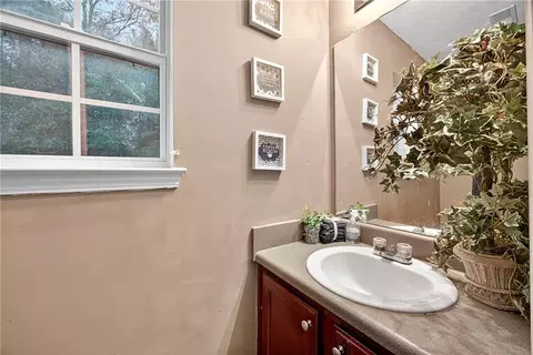 2430 Napa Valley Dr, Villa Rica, GA 30180