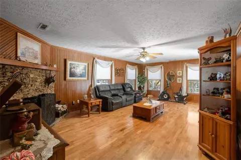 Living - 125 Circle Dr, Hampton, GA 30228 photo 2 of 2