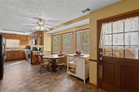Entry Way - 125 Circle Dr, Hampton, GA 30228 photo 4 of 8