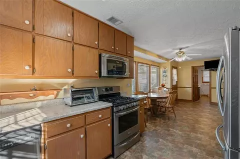 Kitchen - 125 Circle Dr, Hampton, GA 30228 photo 2 of 2