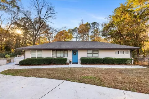 2986 Wilson Cir, Decatur, GA 30033
