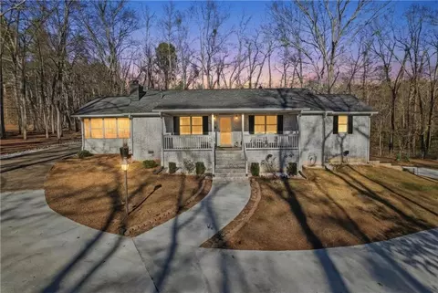 5150 Kilroy Ln, Douglasville, GA 30135