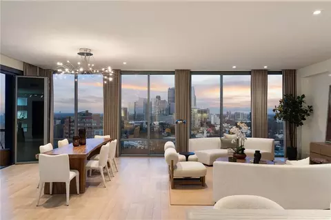 3107 Peachtree Rd NE #1702, Atlanta, GA 30305