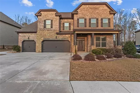 2724 Oak Grove Rd, Loganville, GA 30052