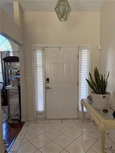 6003 Hillvale Ct, Lithonia, GA 30058