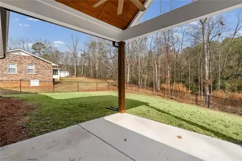 Exterior - 1816 Oak Spring St, Statham, GA 30666 photo 4 of 8