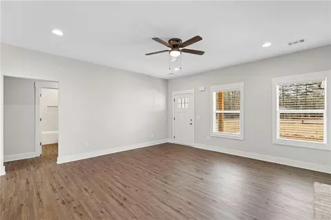Living - 1816 Oak Spring St, Statham, GA 30666 photo 4 of 4