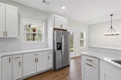 Kitchen - 1816 Oak Spring St, Statham, GA 30666 photo 4 of 4