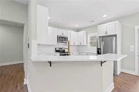 Kitchen - 1816 Oak Spring St, Statham, GA 30666 photo 2 of 4