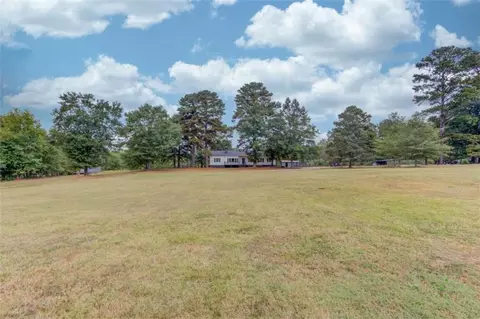 Exterior - 2560 Whitney Rd, Monroe, GA 30655 photo 4 of 11