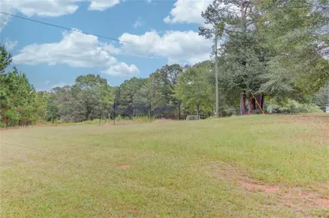 Exterior - 2560 Whitney Rd, Monroe, GA 30655 photo 9 of 11