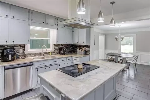 Kitchen - 2560 Whitney Rd, Monroe, GA 30655 photo 3 of 3