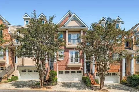 1051 Emory Parc Pl, Decatur, GA 30033