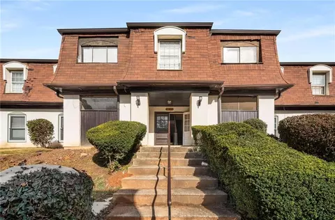 175 Rue Fontaine, Lithonia, GA 30038