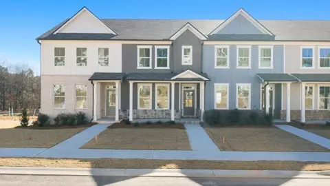 6736 Leigh St, Flowery Branch, GA 30542