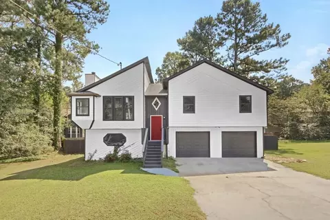 295 Lamden Ct, Lawrenceville, GA 30046