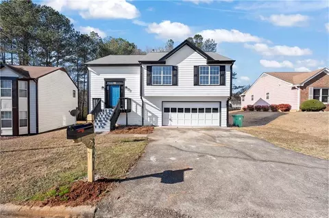 3251 Hunters Crossing Pt, Lithonia, GA 30038