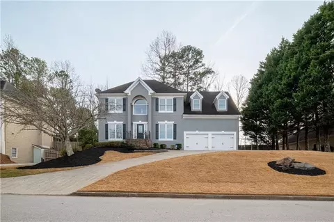 4390 Signal Ridge Ct, Buford, GA 30518