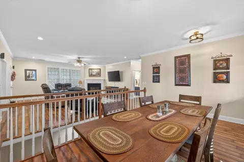 Dining - 579 Mccarty Dodd Rd, Colbert, GA 30628 photo 3 of 3
