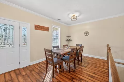 Dining - 579 Mccarty Dodd Rd, Colbert, GA 30628 photo 2 of 3