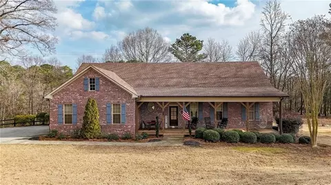188 Richards Rd NE, White, GA 30184
