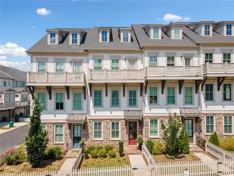 1104 Thomas St, Woodstock, GA 30188