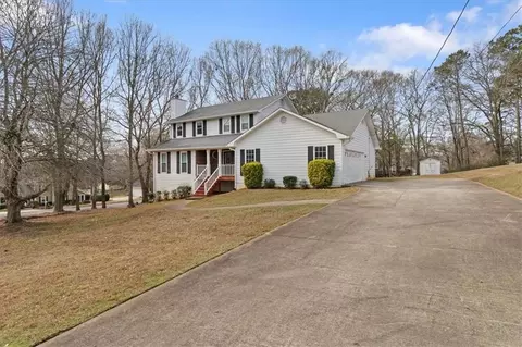 305 Daileys Plantation Ct, Mcdonough, GA 30253